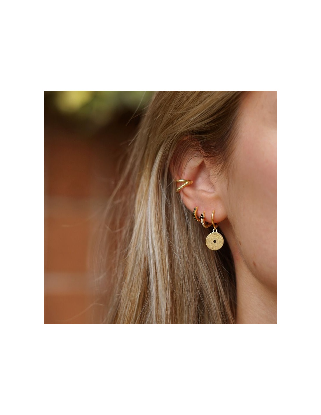 Pendiente oro circonitas negras Pendiente oro circonitas negras