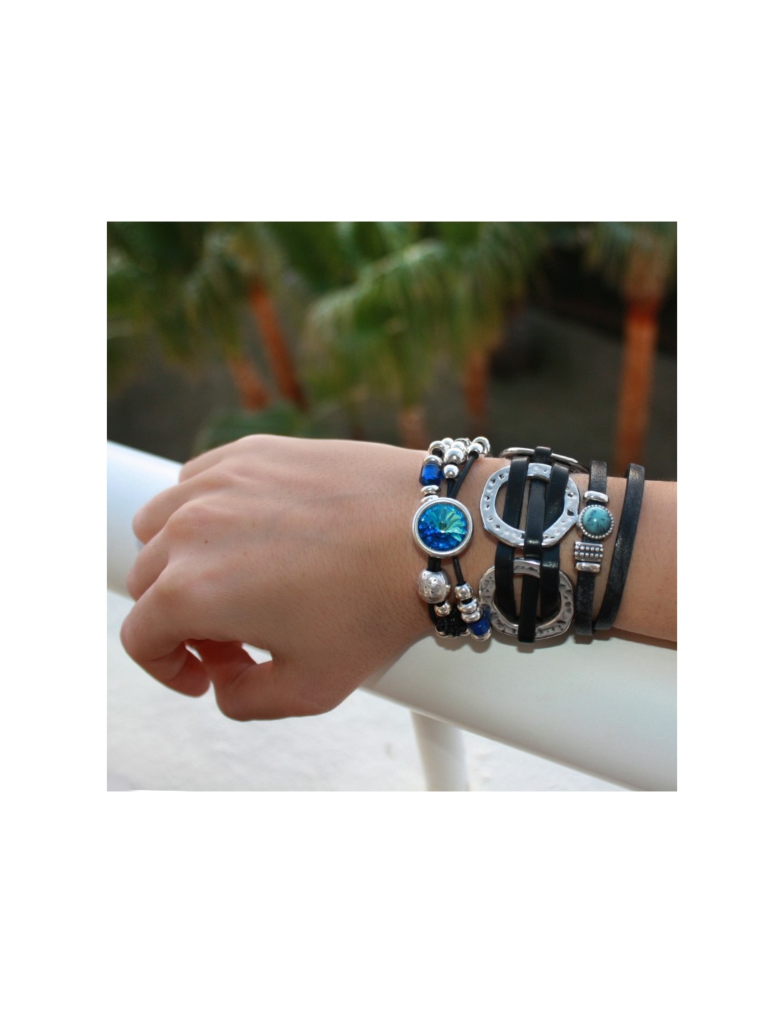 Pulsera de cuero y piedra turquesa Menorca Pulsera de cuero y piedra turquesa Menorca