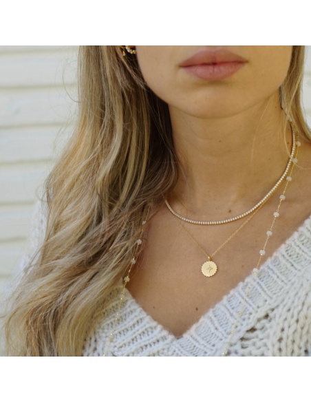 collares mujer dorados