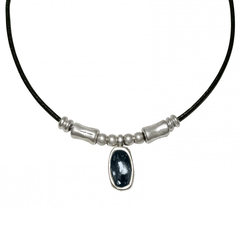 collar swarovski cuero
