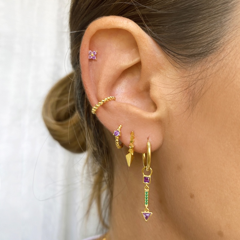 pendiente aro pinchos dorado 2