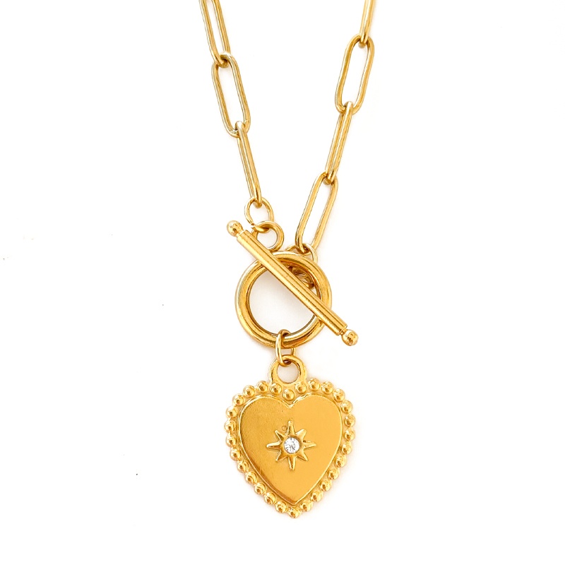 colgante corazon acero